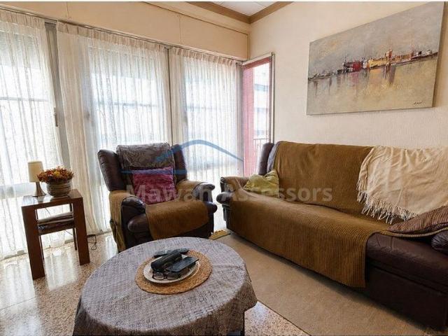 Piso en venta en pasaje Dels Rifós, Sabadell, de 130 m² 4 habitaciones por 295.000