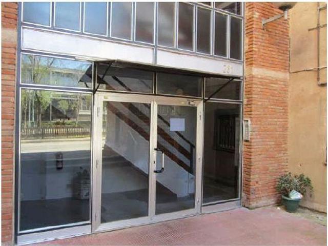 Piso en venta en pasaje Espronceda, Cerdanyola del Vallès, de 58 m² 2 habitaciones por 103.200