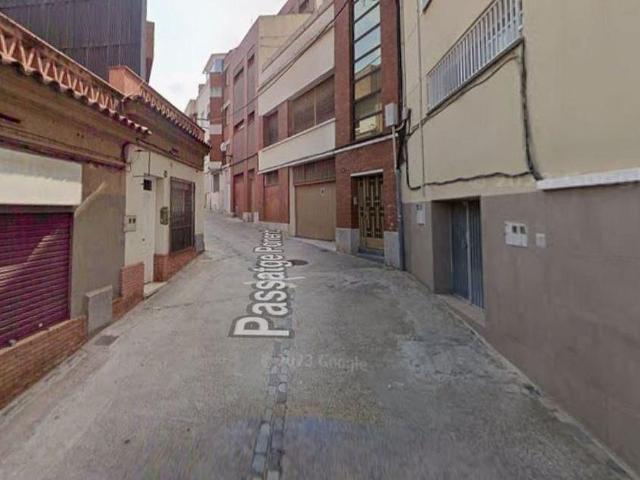 Piso en venta en pasaje Ponent, Sant Boi de Llobregat, de 149 m² 1 habitación por 340.000