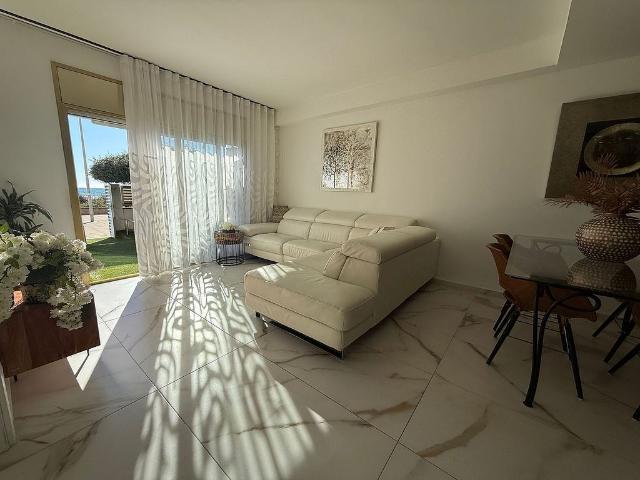 Piso en venta en paseo Marítim, Cunit, de 106 m² 3 habitaciones por 399.000