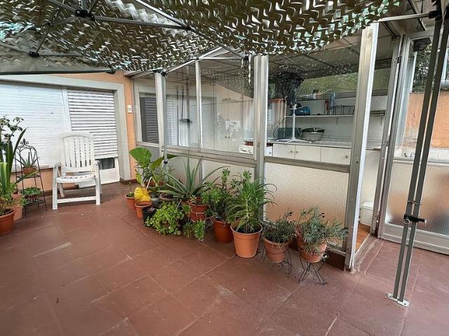 Piso en venta en paseo Barcelona, Olot, de 140 m² 3 habitaciones por 240.000