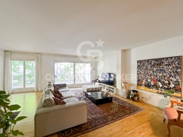 Piso en venta en Paseo Bonanova con 2 terrazas y 3 plazas de parking