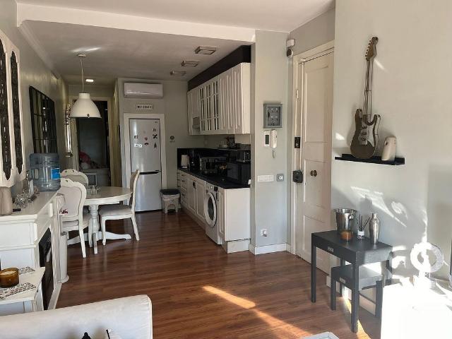 Piso en venta en paseo Borbón, Barcelona, de 59 m² 1 habitación por 438.000