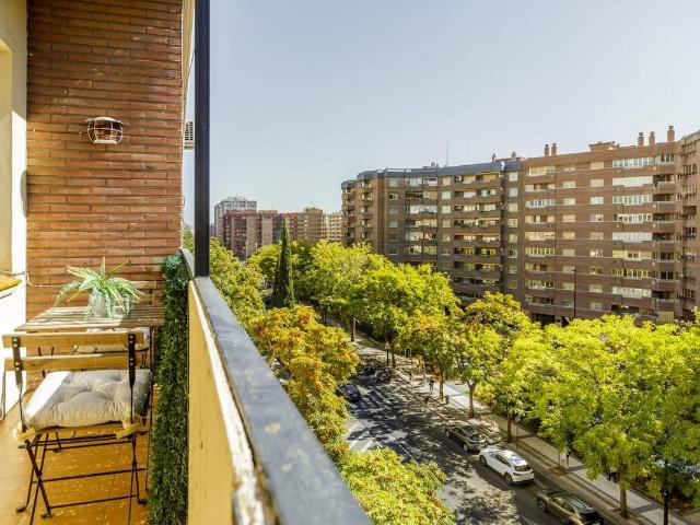 Piso en Venta en Paseo Constitución Las Damas