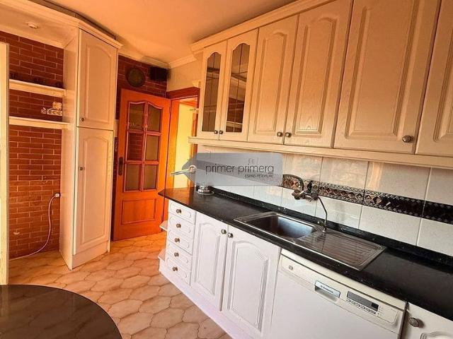 Piso en venta en paseo De Can Codorniu, Sant Sadurní d´Anoia, de 64 m² 3 habitaciones por 234.000