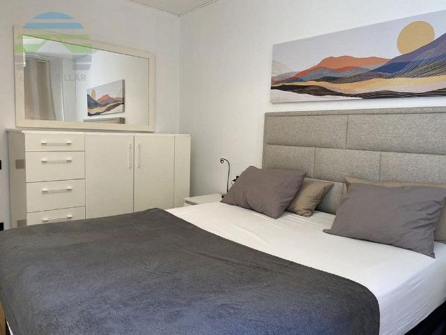 Piso en venta en calle Del Mar, Barcelona, de 68 m² 2 habitaciones por 525.000