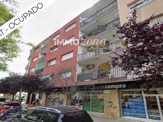 Piso en venta en paseo De la Costa Brava, Pineda de Mar, de 77 m² 3 habitaciones por 145.000