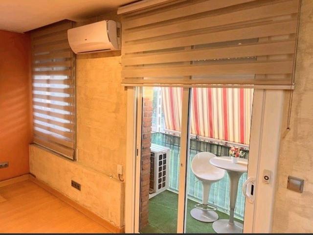 Piso en venta en paseo De la Font Pudenta, Montcada i Reixac, de 65 m² 2 habitaciones por 155.000