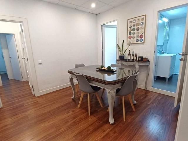 Piso en venta en paseo De Sant Joan Bosco, Barcelona, de 77 m² 4 habitaciones por 690.000