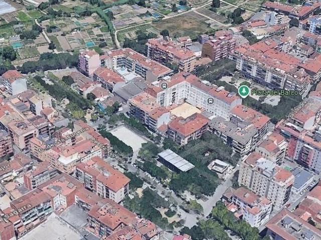 Piso en venta en paseo De Santa Eugènia, Girona, de 69 m² 3 habitaciones por 198.000