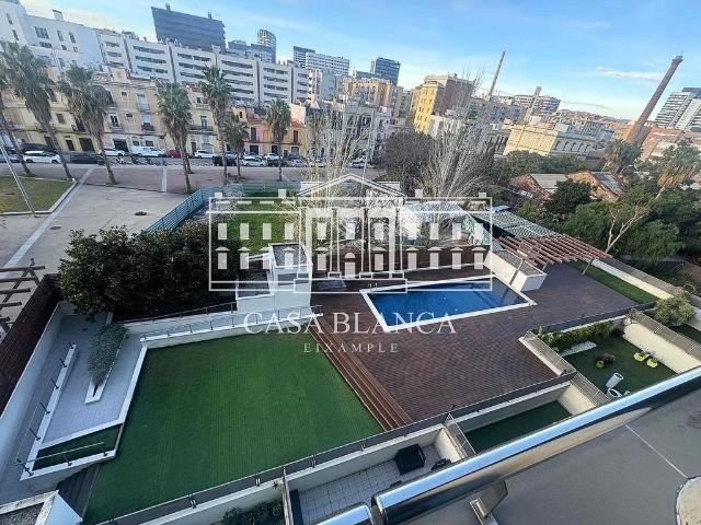 Piso en venta en paseo Del Taulat, Barcelona, de 75 m² 2 habitaciones por 680.000