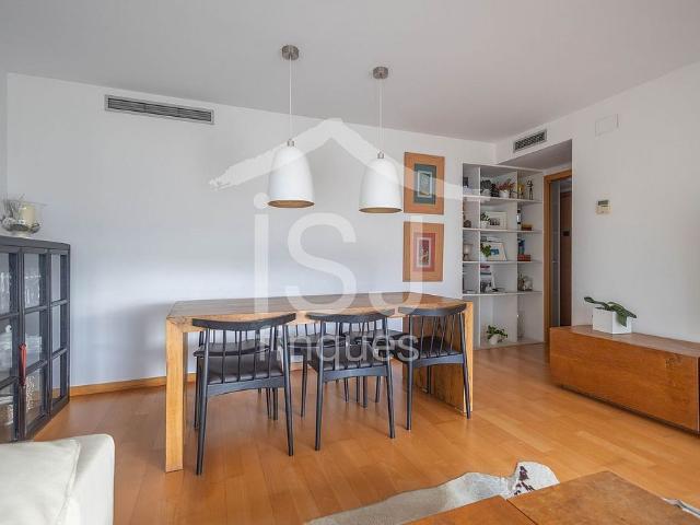 Piso en venta en avenida D'eduard Maristany, Barcelona, de 86 m² 3 habitaciones por 615.000