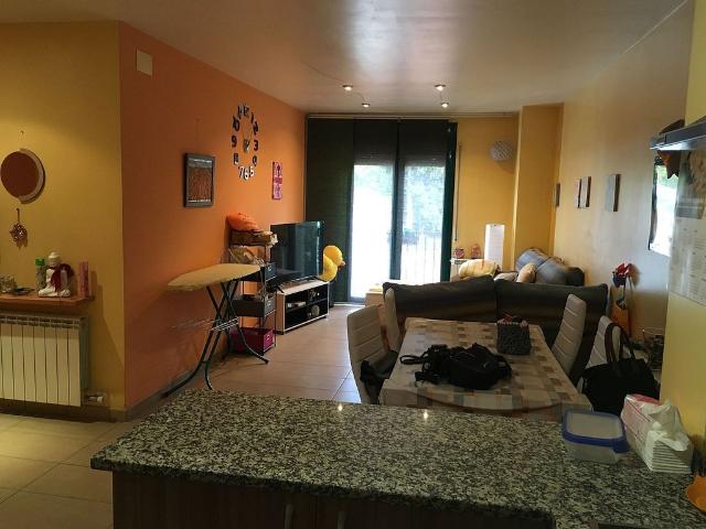 Piso en venta en paseo Del Ter, Manlleu, de 70 m² 3 habitaciones por 128.000
