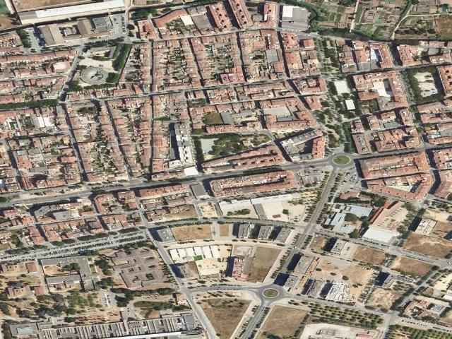 Piso en venta en paseo Dels Països Catalans, Salt, de 79 m² 2 habitaciones por 383.856