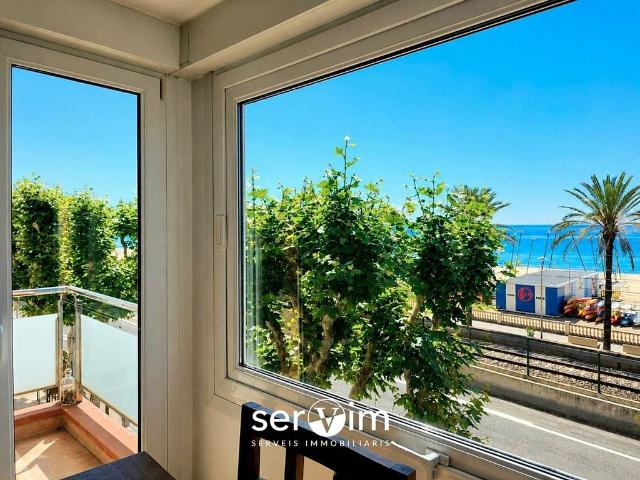 Piso en venta en paseo Prat de la Riba, Masnou, de 130 m² 3 habitaciones por 555.000