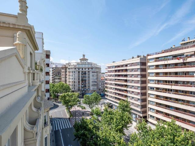 Piso en Venta en Paseo Sagasta