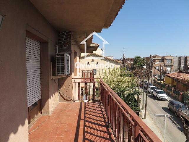 Piso en venta en Parets del Vallès. vivienda en Eixample. Pisos Parets del.