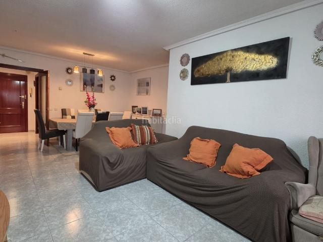 Piso en venta en Parla, Las Américas. Pisos.