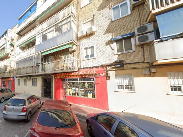 Piso en venta en Parla, Pintores Ferial. PISO en planta baja en Parla. Pisos.