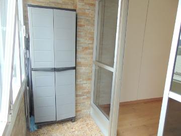 Piso en venta en Parla, Pintores Ferial. Piso reformado de tres dormitorios y terraza. Pisos.