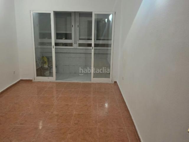Piso en venta en Parla, Reyes. ¡MAGNÍFICO PISO DE 4 HABITACIONES EN PARLA!. Pisos.