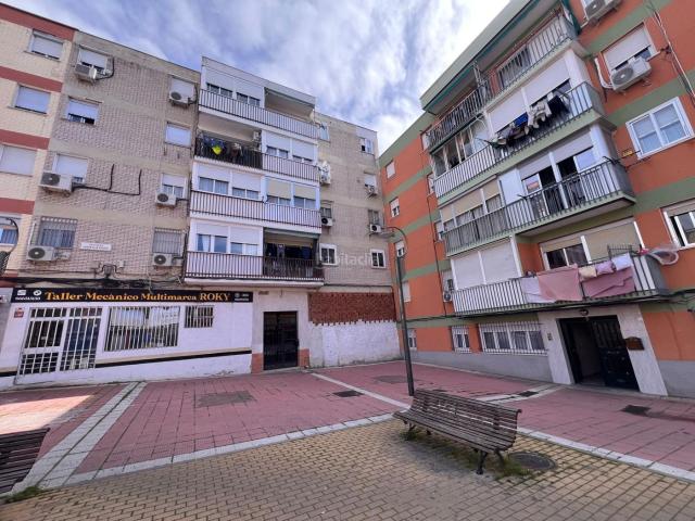 Piso en venta en Parla, Reyes. Piso en Parla Oportunidad de inversión con contrato de alquiler en vigor. Pisos.