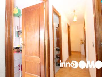 Piso en venta en Parla, Reyes. Piso en Venta en Reyes, Parla. Pisos.