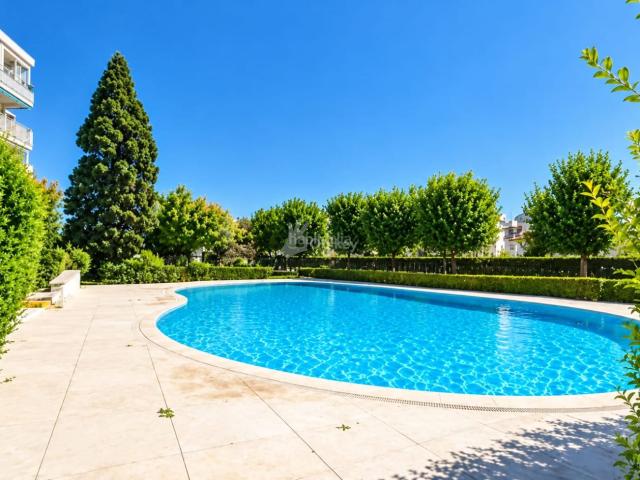 Piso en venta en Parla, Villayuventus Renfe. PISO DE 3 DORMITORIOS CON TERRAZA, PISCINA, Y TRASTERO EN PARLA. Pisos.