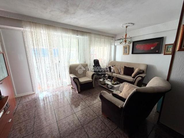 Piso en venta en Parla, Villayuventus Renfe. Piso en venta en Parla. Pisos.