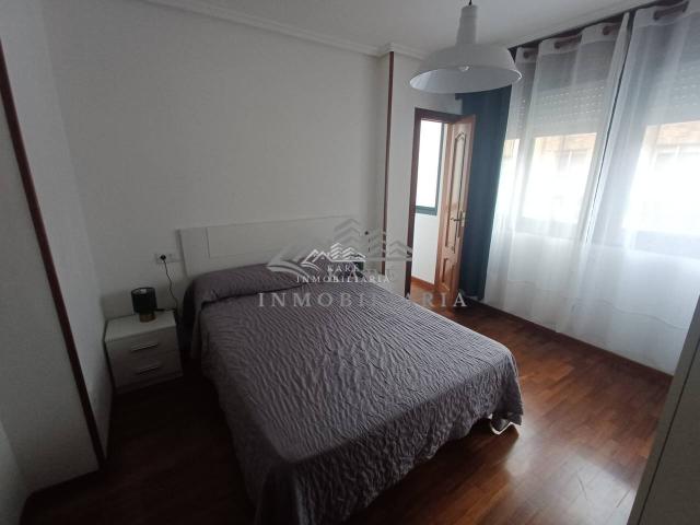 Piso en venta en Parroquias 15405