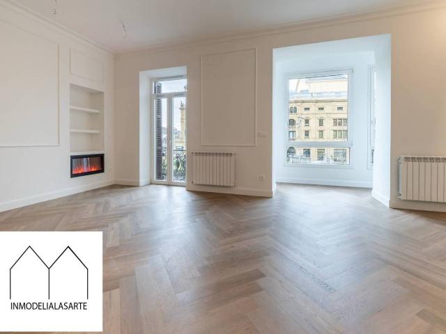 Piso en Venta en Área Romántica