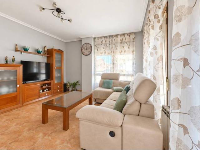 Piso en Venta en Pepino