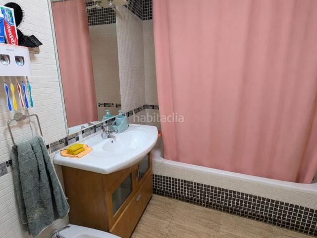 Piso en venta en Perales de Tajuña. PISO BIEN UBICADO CON ASCENSOR Y TRASTERO. Pisos Perales de.