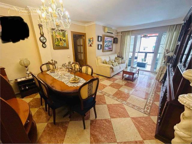 Piso en Venta en Perchel Sur Plaza de Toros Vieja