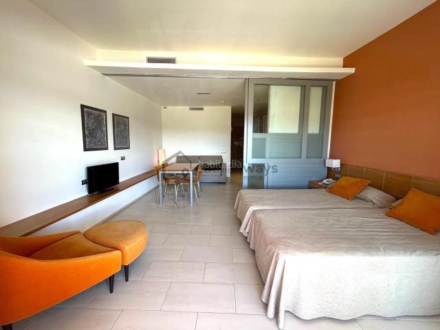 Piso en venta en Perelló El Costa Dorada. Aparthotel les Oliveres. Pisos Perelló.