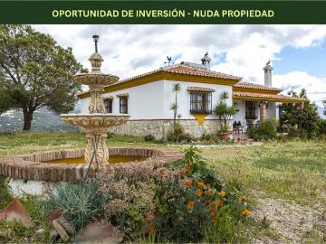 Piso en Venta en Periana