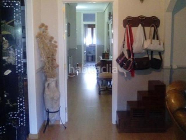 Piso en venta en Peñarroya Pueblonuevo. Incomparable Piso en el distrito de Pueblonuevo Córdoba, con una superficie de 230 m2 de Piso y 78 m2 Garaje y trastero, consta. Pisos Peñarroya.