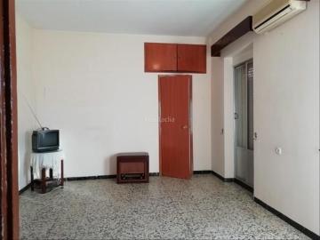 Piso en venta en Peñarroya Pueblonuevo. Piso muy bien situado en el municipio de Pya Pueblonuevo, con una superficie total de unos 130 m2, El piso consta de 4 dormitori. Pisos Peñarroya.
