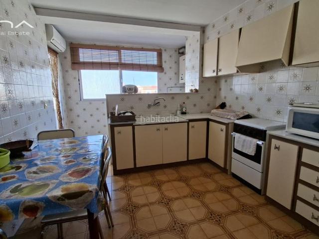 Piso en venta en Piles. Piso en venta en Piles pueblo de 3 habitaciones con aire acondicionado y a solo 700 metros de la playa. Pisos.