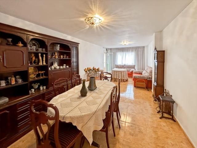 Piso en venta en Pinoso. Espectacular piso en venta con ascensor en Pinoso. Pisos.