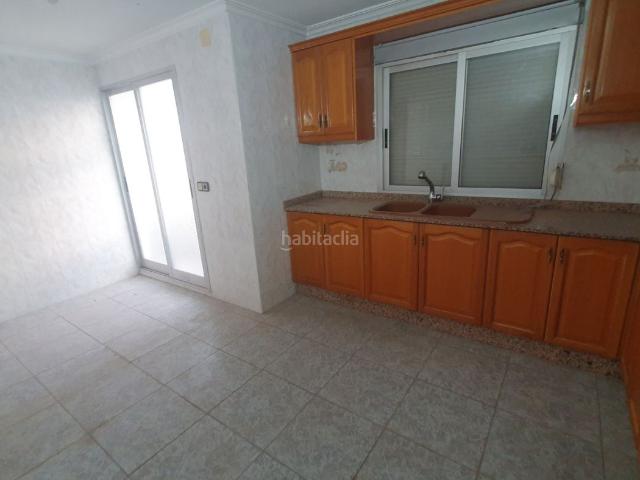 Piso en venta en Pinoso. Pinoso. Piso 130 m2. con ascensor. Precio 79.000 euros. Pisos.