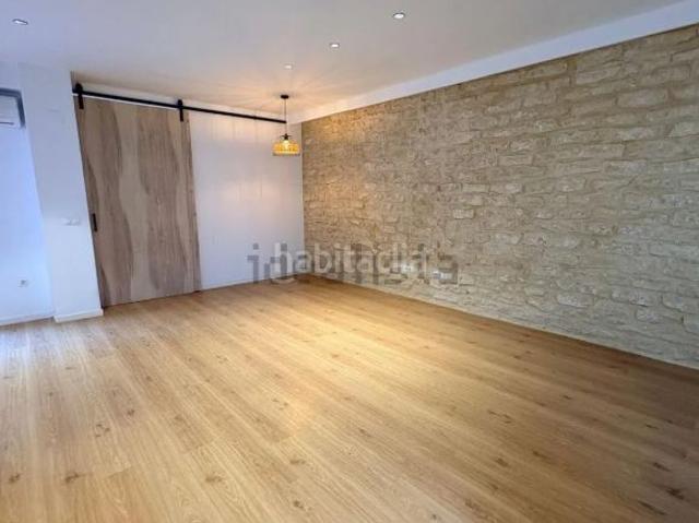 Piso en venta en Pinoso. Piso en venta en Ensanche Diputación. Pisos.