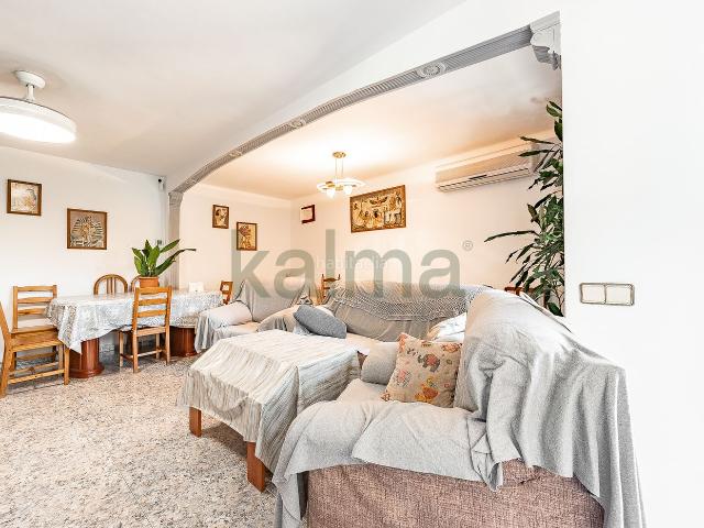 Piso en venta en Pineda de Mar, Centre. NUDA PROPIEDAD en venta en Calle Santiago Rusiñol. Pisos Pineda de.