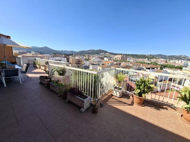 Piso en venta en Pineda de Mar, Centre. Àtic amb una terrassa espectacular a Pineda centre. Pisos Pineda de.