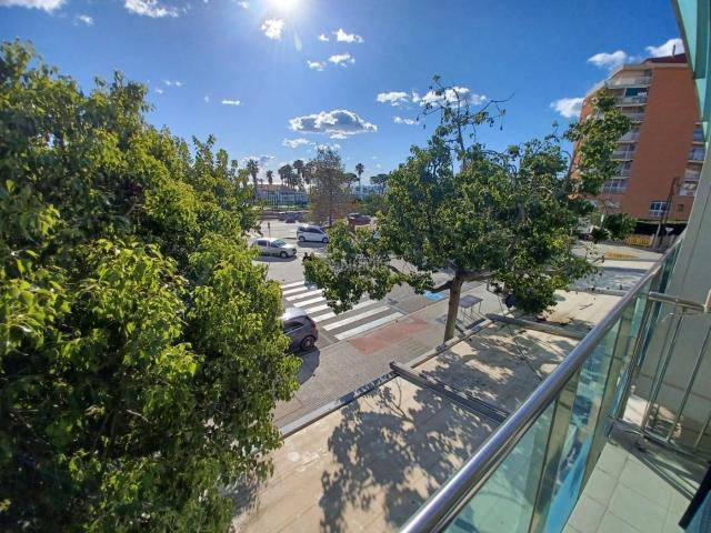 Piso en venta en Pineda de Mar, Poblenou. Impecable piso en venta en Primera linea de Mar en Pineda de Mar Pueblo Nuevo. Pisos Pineda de.