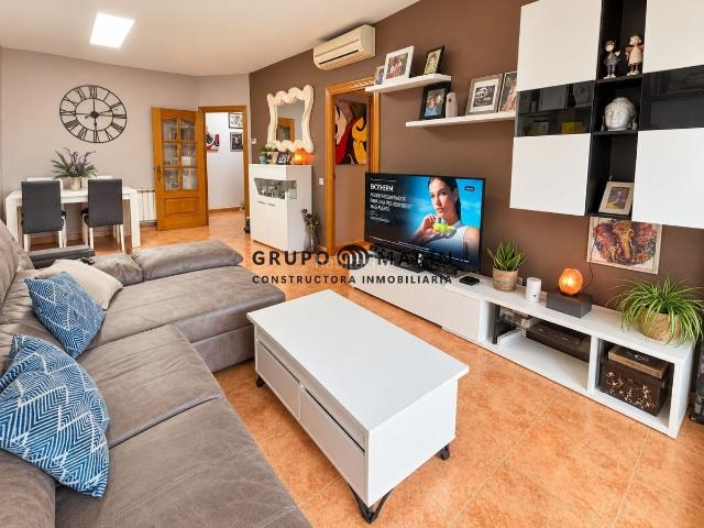 Piso en venta en Pineda de Mar, Poblenou. PISO DE 101 m CONSTRUIDOS, DOS TERRAZAS y 3 DORMITOROS. Pisos Pineda de.