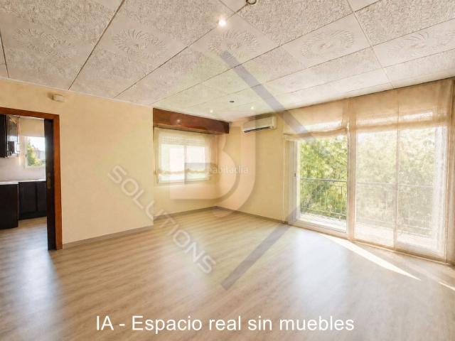 Piso en venta en Pineda de Mar, Poblenou. PISO EN PINEDA DE MAR POBLENOU DE 114 m, 2 BALCONES, MUY LUMINOSO, PARKING OPCIONAL Y LISTO PARA ENTRAR A VIVIR. Pisos Pineda de.