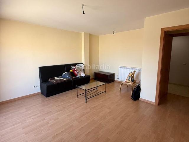 Piso en venta en Pinseque. Piso a estrenar en Pinseque con garaje y trastero incluidos. Pisos.
