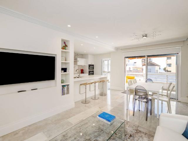 Piso en Venta en Playa Bajadilla Puertos
