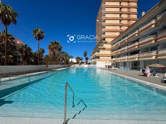 Piso en venta en Playa de las Americas, Tenerife